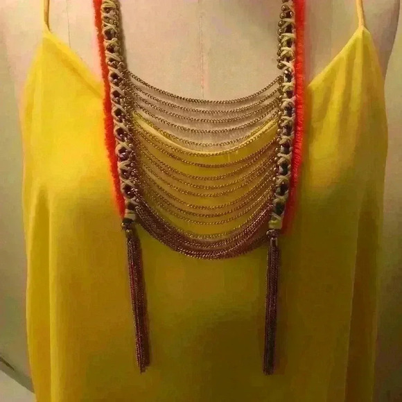 Multi gold tone fashion necklace AND Yellow Tank - Picture 4 of 4